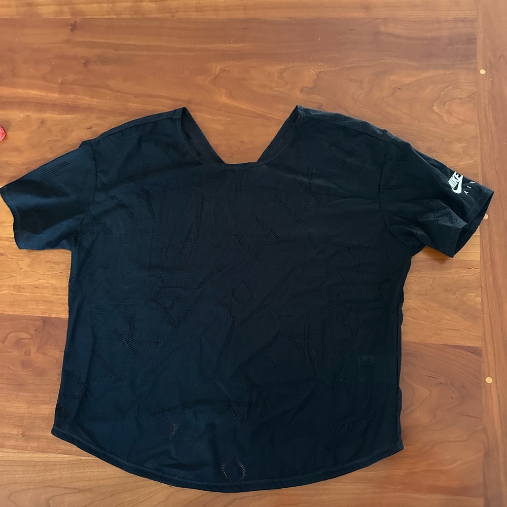 Nike Women's Black Short Sleeve Tee